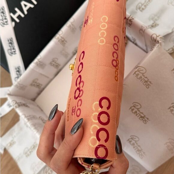 100% Authentic CHANEL Pink Canvas COCO East West Choco Bar Shoulder Bag - Picture 8 of 12